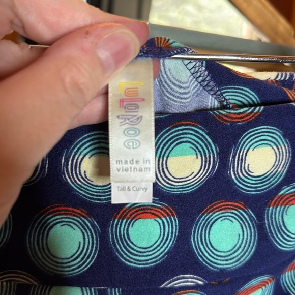 NEW Lularoe TC Tall & Curvy Blue Orange Cream Leggings Size 12-18 - Picture 3 of 5